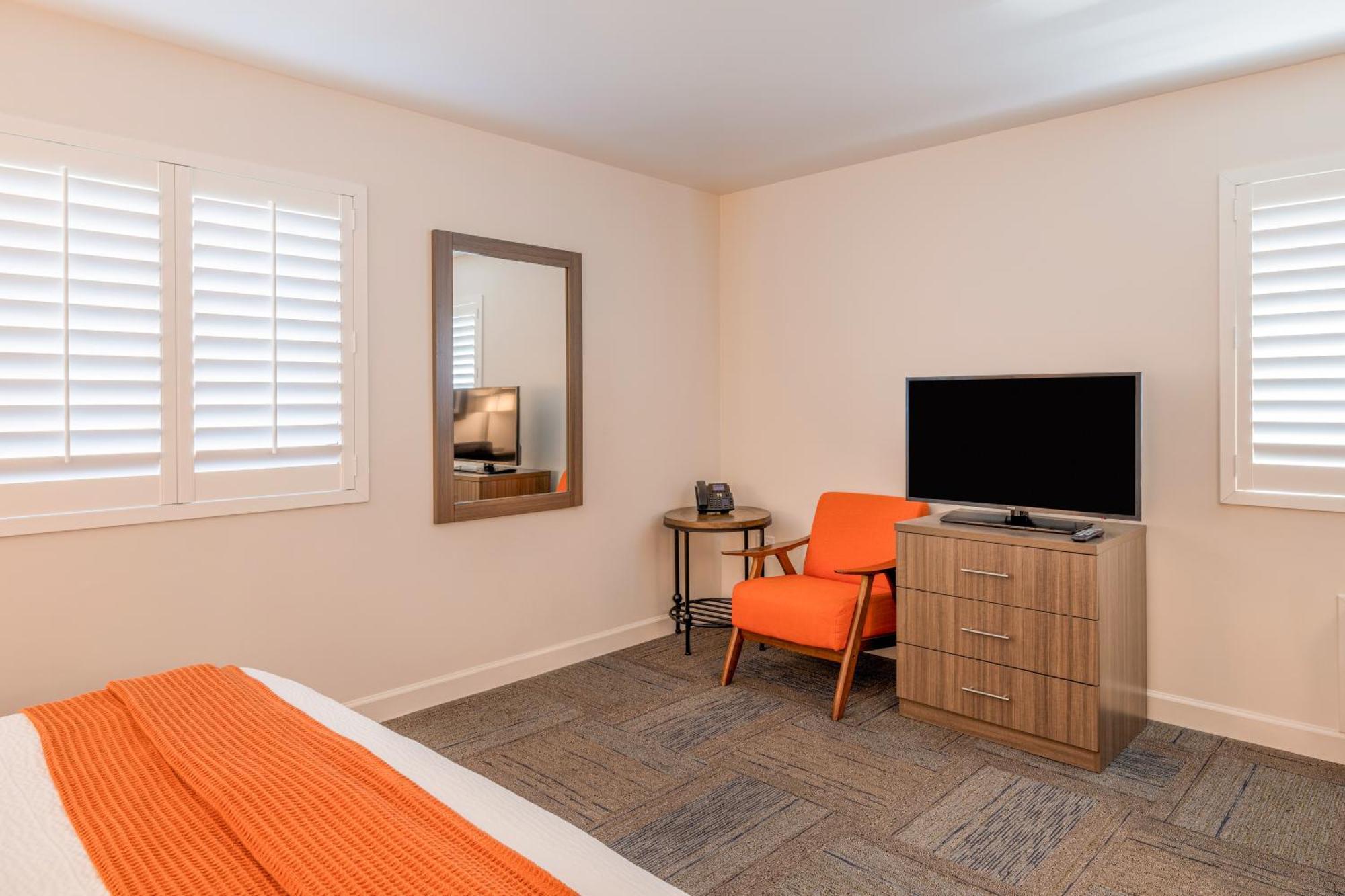 Hotel At Point Moss Landing
